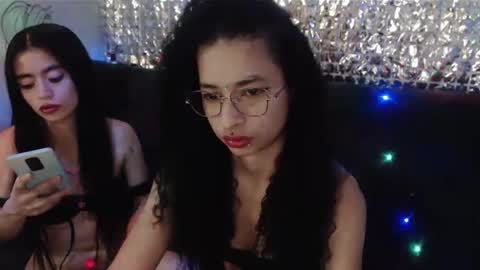 Snapshot of kellyandkataleya chatting on February 14, 1:02 am kelly kata Lovense is on PVT ALWAYS OPEN online show from February 14, 1:02 am