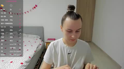 Im Kelly online show from February 23, 1:24 pm