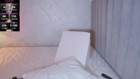 vanessa online show from October 16, 10:37 am