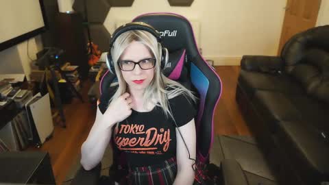 kelseycobalt online show from February 19, 9:25 pm