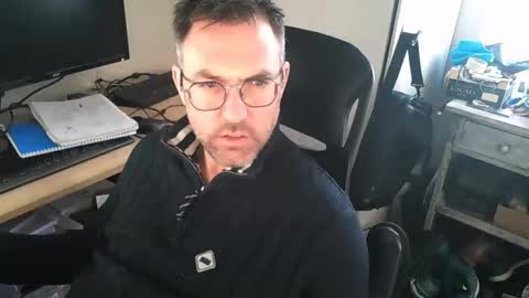 kelvin06133 online show from February 9, 12:19 pm