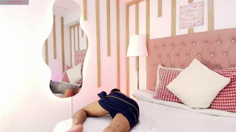 Kelvin online show from April 10, 12:32 pm