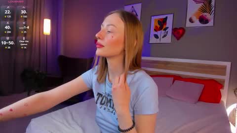 kely cute online show from February 24, 11:35 am