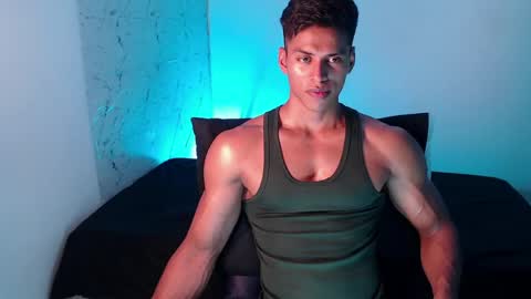 ken__owensx online show from May 24, 6:25 pm