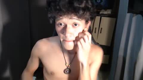 Snapshot of ken_bigcockxx chatting on October 9, 4:34 pm Ken online show from October 9, 4:34 pm