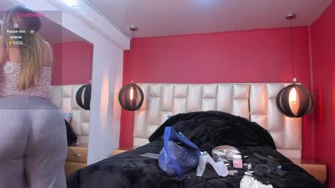 Kendal online show from March 30, 11:27 pm