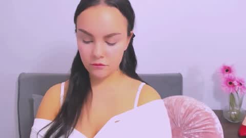 KendalDaisy online show from February 10, 8:10 pm