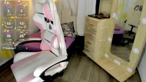 KendallHoule online show from January 11, 6:25 pm