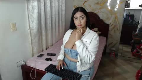 kendall  online show from October 13, 7:21 am