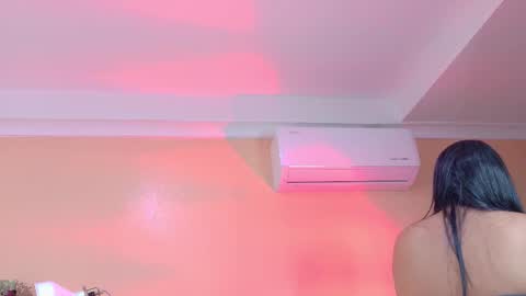   online show from March 6, 9:08 am