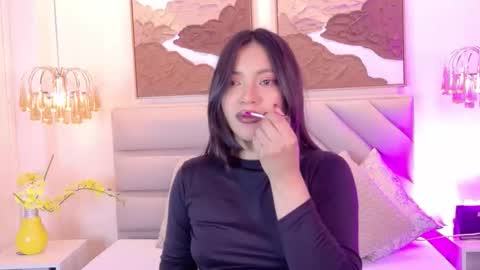 Kendal online show from December 23, 5:46 am