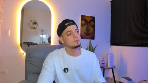 kendel_dimitri online show from March 10, 5:45 am