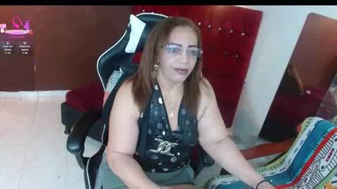 Snapshot of kendra_lust_69 chatting on October 2, 5:28 am kendra_lust_69 online show from October 2, 5:28 am