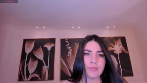  K E N D R A  online show from February 17, 4:44 am