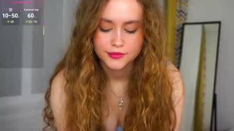 Kira online show from October 28, 7:15 pm