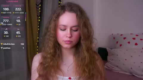 Kira online show from March 12, 10:35 pm