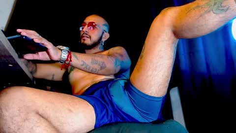 Kenlly online show from January 4, 11:17 pm