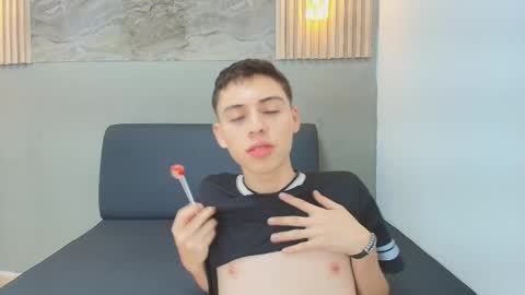 kenny_hank online show from March 16, 5:44 am