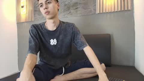 kenny_hank online show from March 25, 3:46 am