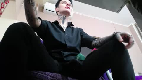 kennyvibe online show from March 4, 7:00 pm