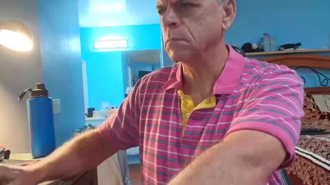 kent_ham online show from October 14, 6:22 pm