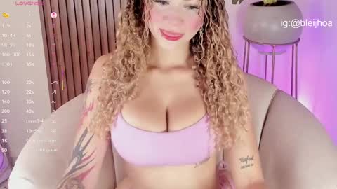 Keny Kitty  Onlyfans Kenayfoxx online show from May 26, 1:17 pm
