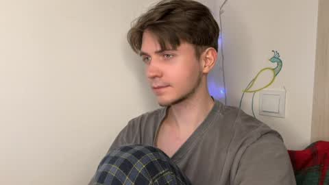 Kero online show from March 30, 7:58 pm