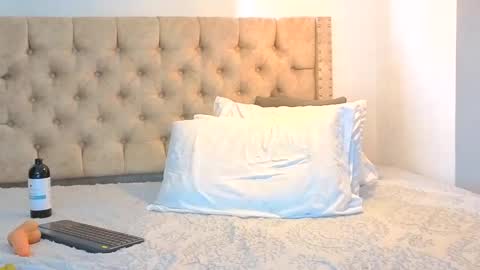 Kery Hillson online show from October 30, 3:56 pm