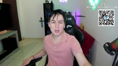 Kevin online show from March 25, 11:44 pm