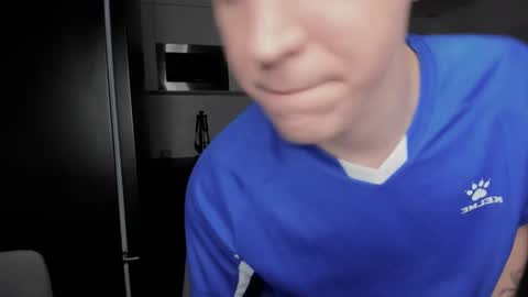 Snapshot of kevin_martin8 chatting on February 13, 10:43 pm Kevin Martin online show from February 13, 10:43 pm