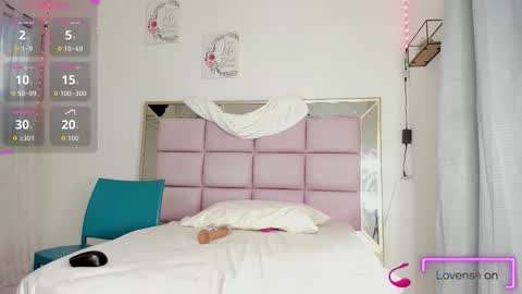 keyla online show from October 17, 4:11 pm