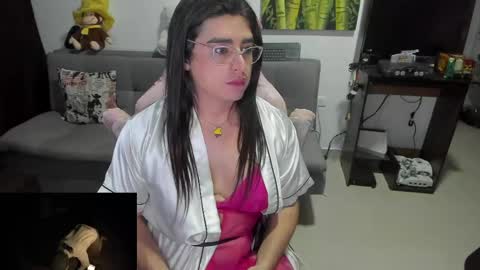 Khalifa Kasumi online show from April 16, 4:34 am