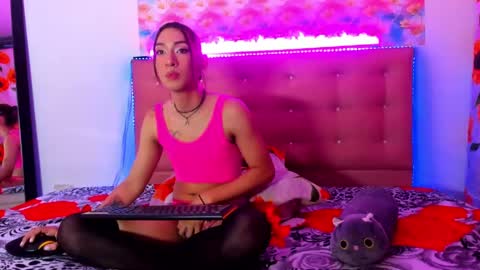 Khandyz online show from February 25, 7:06 pm