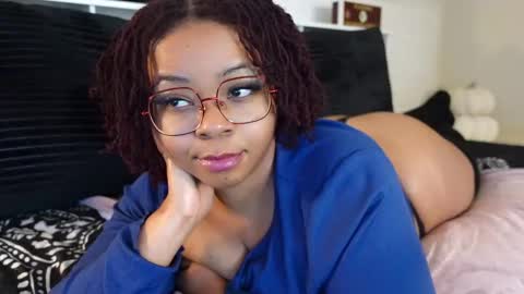 Khaya online show from October 29, 8:09 pm