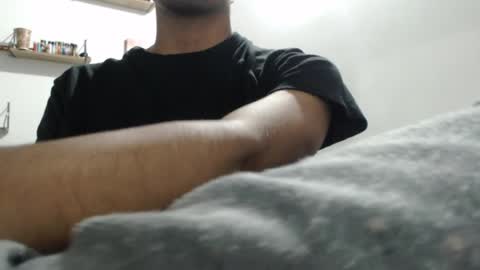 khevinlopezonig online show from February 14, 1:34 am