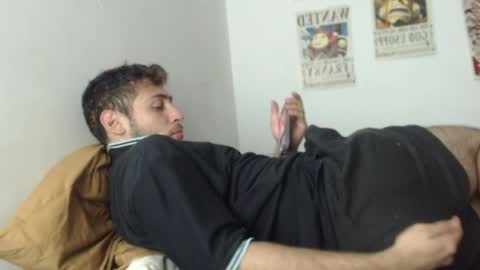 khevinlopezonig online show from April 8, 4:10 pm