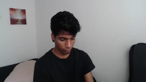 khevinlopezonig online show from February 14, 5:14 pm