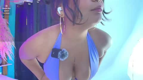 KHLOE online show from February 10, 8:01 pm