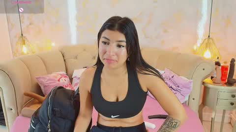 Khloe online show from November 29, 10:45 am