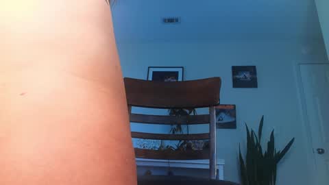 Snapshot of khloeexoxo chatting on October 20, 6:24 pm Khloe online show from October 20, 6:24 pm