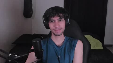 khozler_ online show from September 26, 1:46 am