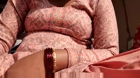 khushisinghh online show from January 14, 7:06 am