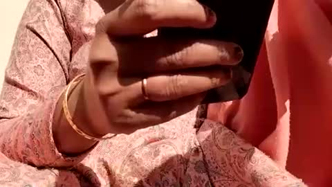 khushisinghh online show from January 25, 4:45 am