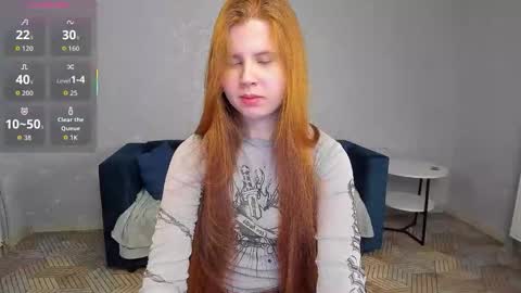 Snapshot of ki_wizz chatting on October 19, 3:00 am Ellie online show from October 19, 3:00 am