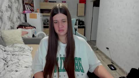 kianna_dior_ online show from November 11, 1:24 pm