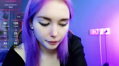 Snapshot of kiara_dream chatting on October 19, 9:41 pm Kira online show from October 19, 9:41 pm