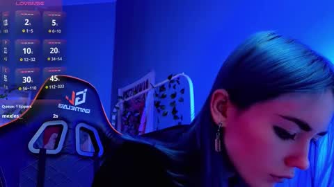 Snapshot of kiara_dream chatting on September 29, 9:14 pm Kira online show from September 29, 9:14 pm