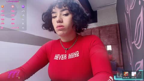 KIARA FOX online show from May 26, 9:21 pm
