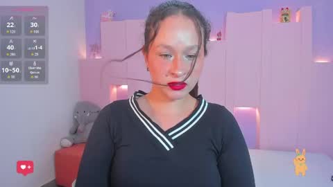 Kiara online show from April 14, 8:01 pm