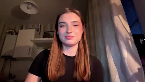 Ola my name is Lissa  Lets hit 10 Thumbs Up together   online show from March 13, 3:37 pm